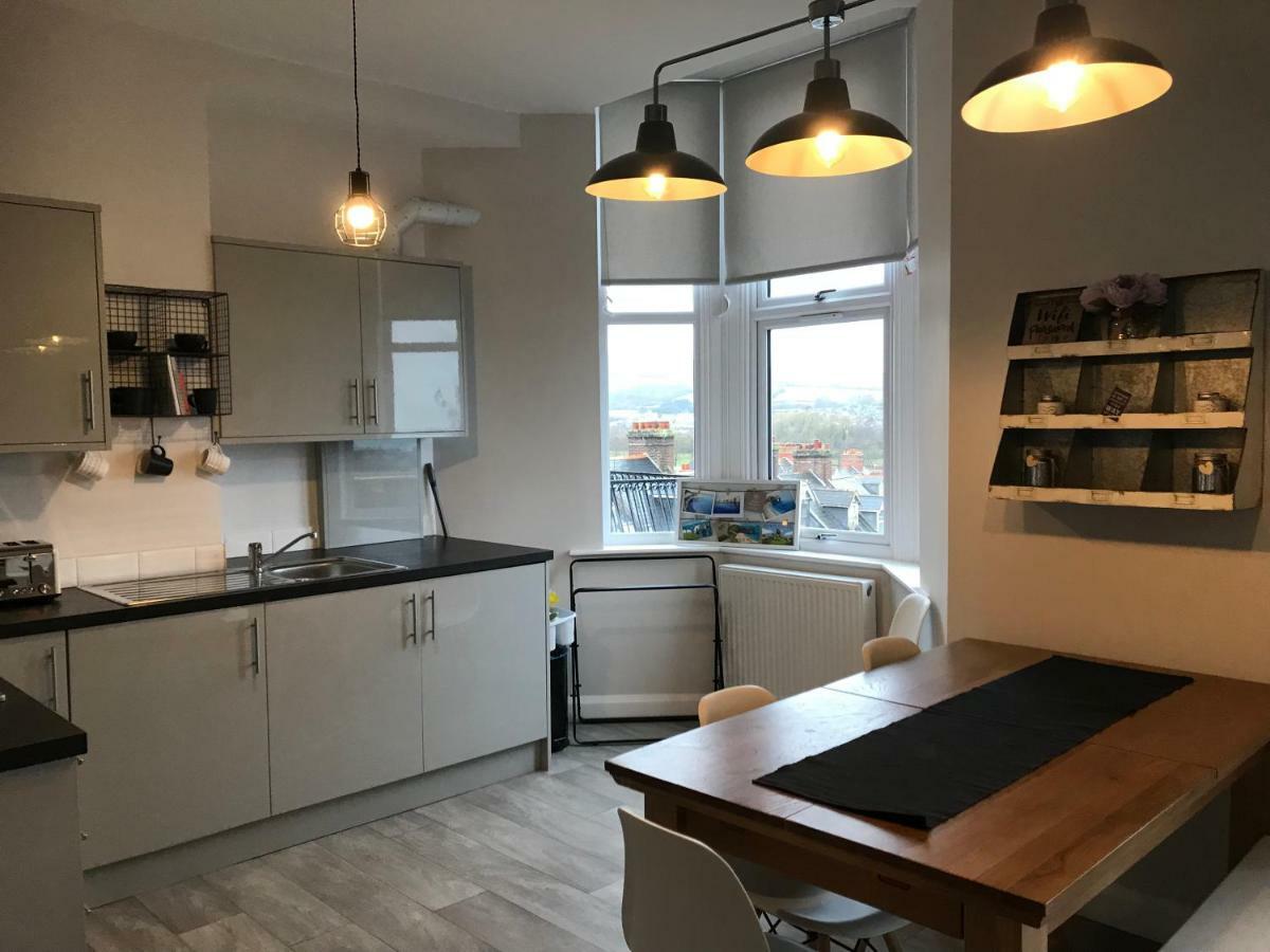 Wight View, Flat 2 Rosslyn House Apartment Суонидж Екстериор снимка
