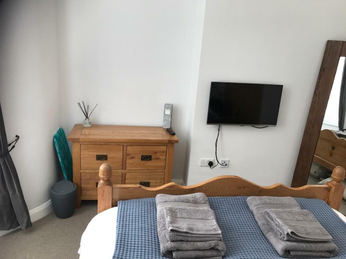 Wight View, Flat 2 Rosslyn House Apartment Суонидж Екстериор снимка